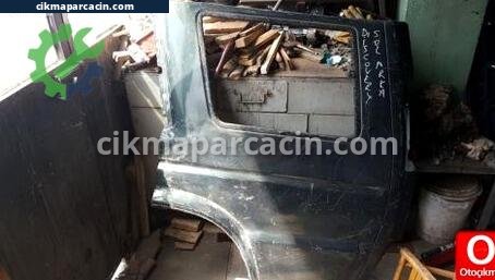 Land Rover Discovery Sol Arka Çamurluk çıkma parça