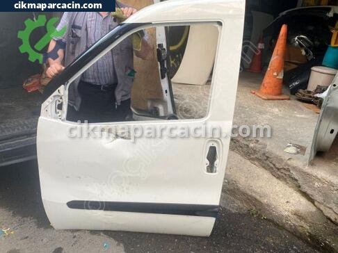 Fiat Doblo Sol Ön Kapı çıkma parça