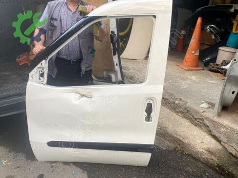Fiat Doblo Sol Ön Kapı çıkma parça