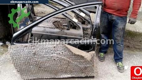 Dodge Nitro Sol Ön Kapı çıkma parça