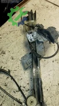 Dodge Neon Sol Ön Cam Krikosu çıkma parça