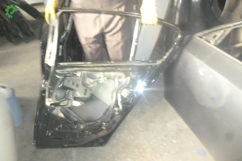 BMW 1 Serisi Sağ Arka Kapı çıkma parça