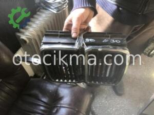 E30 BÖBREK BMW ORJİNAL ÇIKMA PARÇA