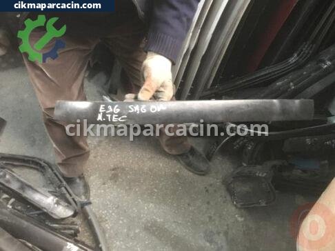 BMW 3 Serisi Tampon Izgara Çıtası çıkma parça