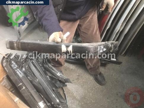 BMW 3 Serisi Tampon Izgara Çıtası çıkma parça