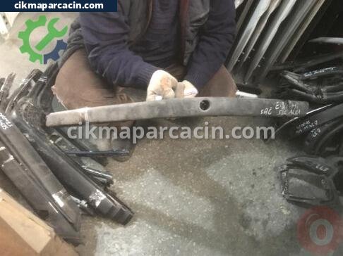 BMW 3 Serisi Tampon Izgara Çıtası çıkma parça