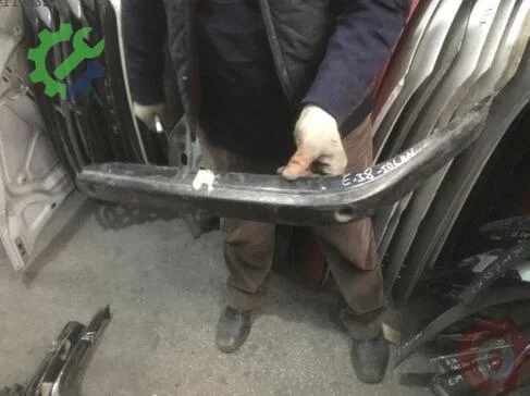 BMW 7 Serisi Tampon Izgara Çıtası çıkma parça