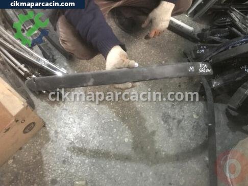 BMW 5 Serisi Tampon Izgara Çıtası çıkma parça