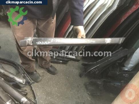 BMW 5 Serisi Tampon Izgara Çıtası çıkma parça