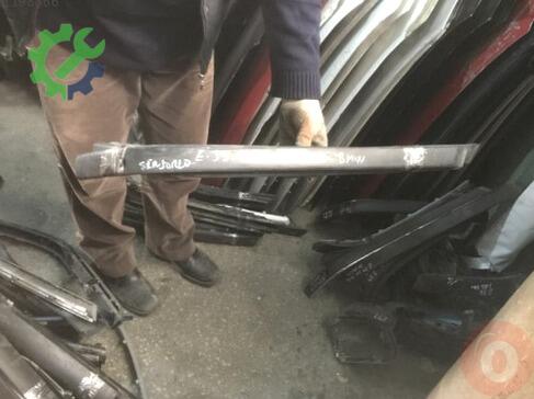 BMW 5 Serisi Tampon Izgara Çıtası çıkma parça