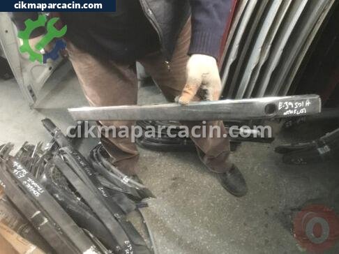 BMW 5 Serisi Tampon Izgara Çıtası çıkma parça