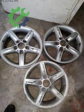 BMW 3 Serisi Jant çıkma parça