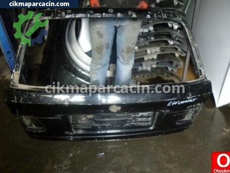 BMW 3 Serisi Bagaj çıkma parça