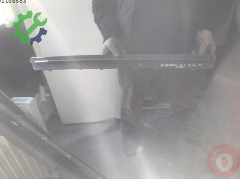 BMW 3 Serisi Tampon Izgara Çıtası çıkma parça