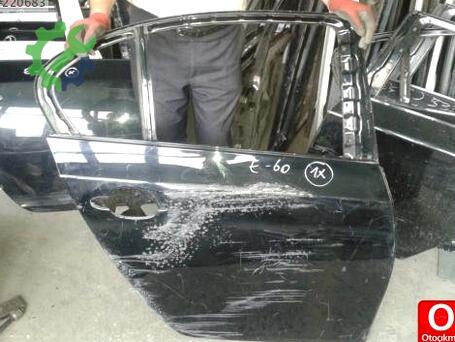 BMW 5 Serisi Sağ Arka Kapı çıkma parça
