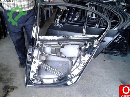 BMW 5 Serisi Sağ Arka Kapı çıkma parça