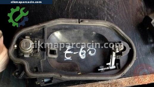 BMW 5 Serisi Sağ Ön Kapı Kolu çıkma parça