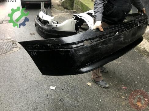 BMW 7 Serisi Arka Tampon çıkma parça