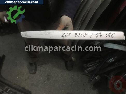 BMW 1 Serisi Tampon Izgara Çıtası çıkma parça