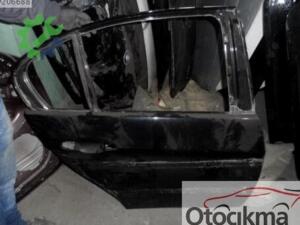 E90 3 SERİSİ SAĞ ARKA KAPI BMW ÇIKMA PARÇA