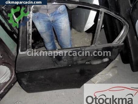 BMW 3 Serisi Sol Arka Kapı çıkma parça
