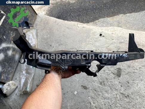 BMW 3 Serisi Far Braketi çıkma parça