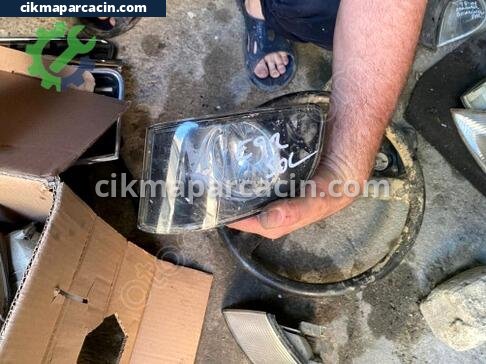 BMW 3 Serisi Sol Sis Farı çıkma parça