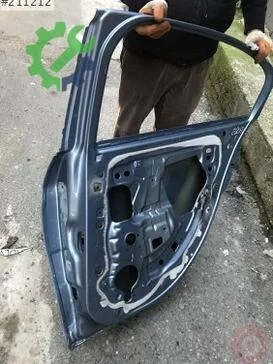 Fiat Egea Sağ Arka Kapı çıkma parça