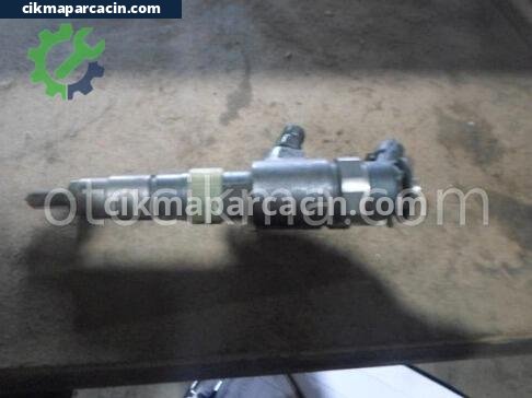 Peugeot 301 Enjektör Kütüğü çıkma parça