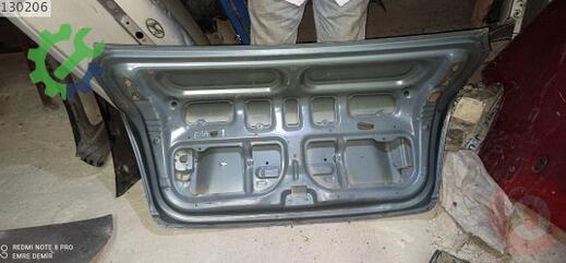 Hyundai Accent Bagaj çıkma parça