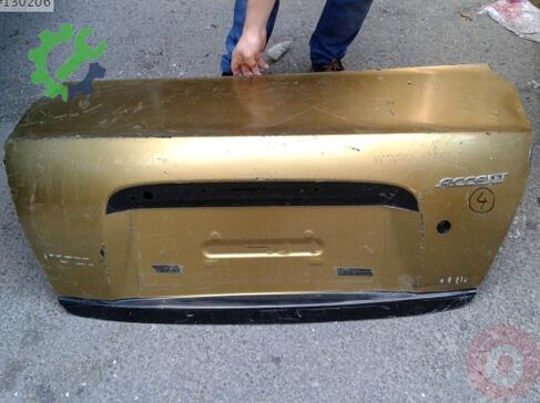 Hyundai Accent Bagaj çıkma parça