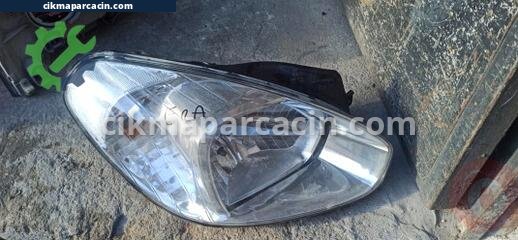 Hyundai Accent Sağ Ön Far çıkma parça