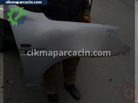 Hyundai Accent Sağ Ön Çamurluk çıkma parça