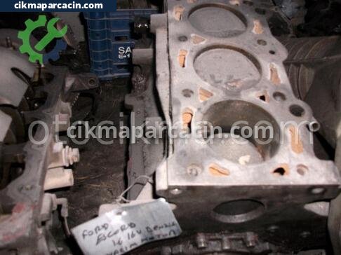 Ford Escort Benzin Otomatiği çıkma parça