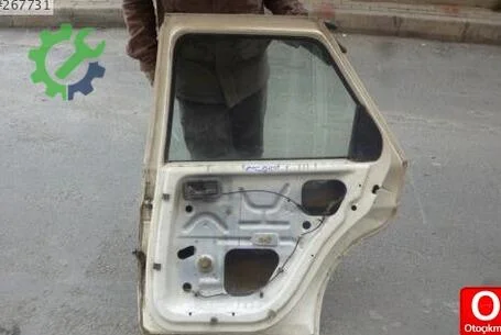 Ford Escort Sağ Arka Kapı çıkma parça