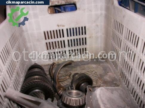 Ford Escort Şanzıman Komple çıkma parça