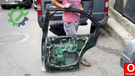 Honda Civic Sağ Arka Kapı çıkma parça
