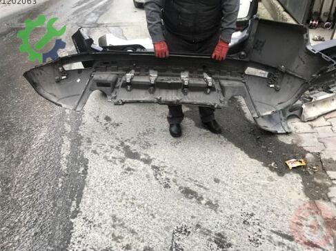 Land Rover Range Rover Arka Tampon çıkma parça
