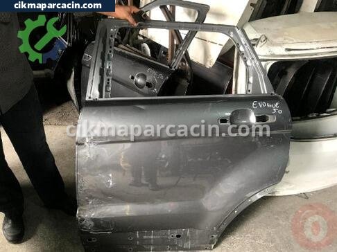 Land Rover Range Rover Sol Arka Kapı çıkma parça