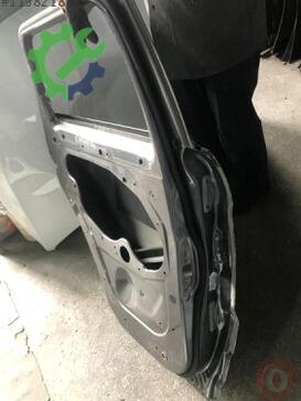Land Rover Range Rover Sol Arka Kapı çıkma parça