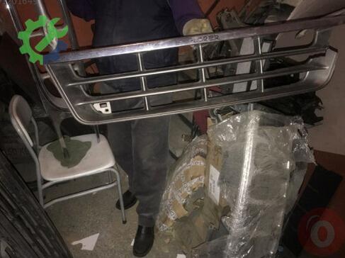 Ford Explorer Tampon Izgarası çıkma parça
