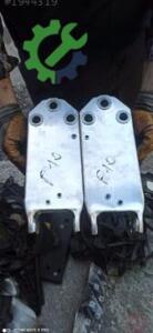 F10 5 SERİSİ SAĞ SOL ÖN TAMPON DEMİRİ AYAĞI BMW ORJİNAL