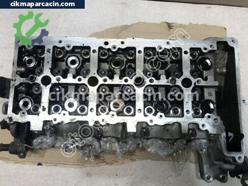 BMW X5 Silindir Kapağı çıkma parça
