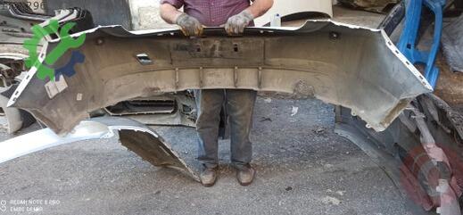 BMW 1 Serisi Arka Tampon çıkma parça