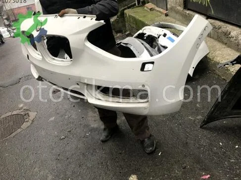 BMW 1 Serisi Ön Tampon çıkma parça