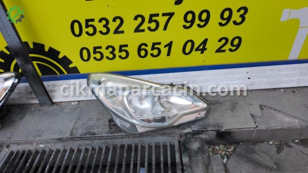 Opel Corsa Far çıkma parça