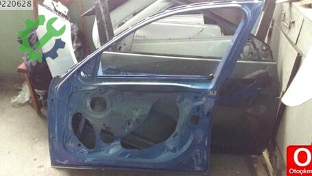 BMW 3 Serisi Sağ Ön Kapı çıkma parça