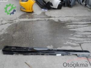 F30  3SERİSİ SAĞ MARŞBİYEL BAKALİTİ BMW ÇIKMA PARÇA