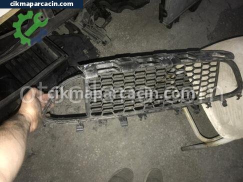 BMW 3 Serisi Sis Çerçevesi çıkma parça