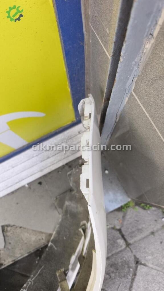 Opel Insignia Ön Tampon çıkma parça